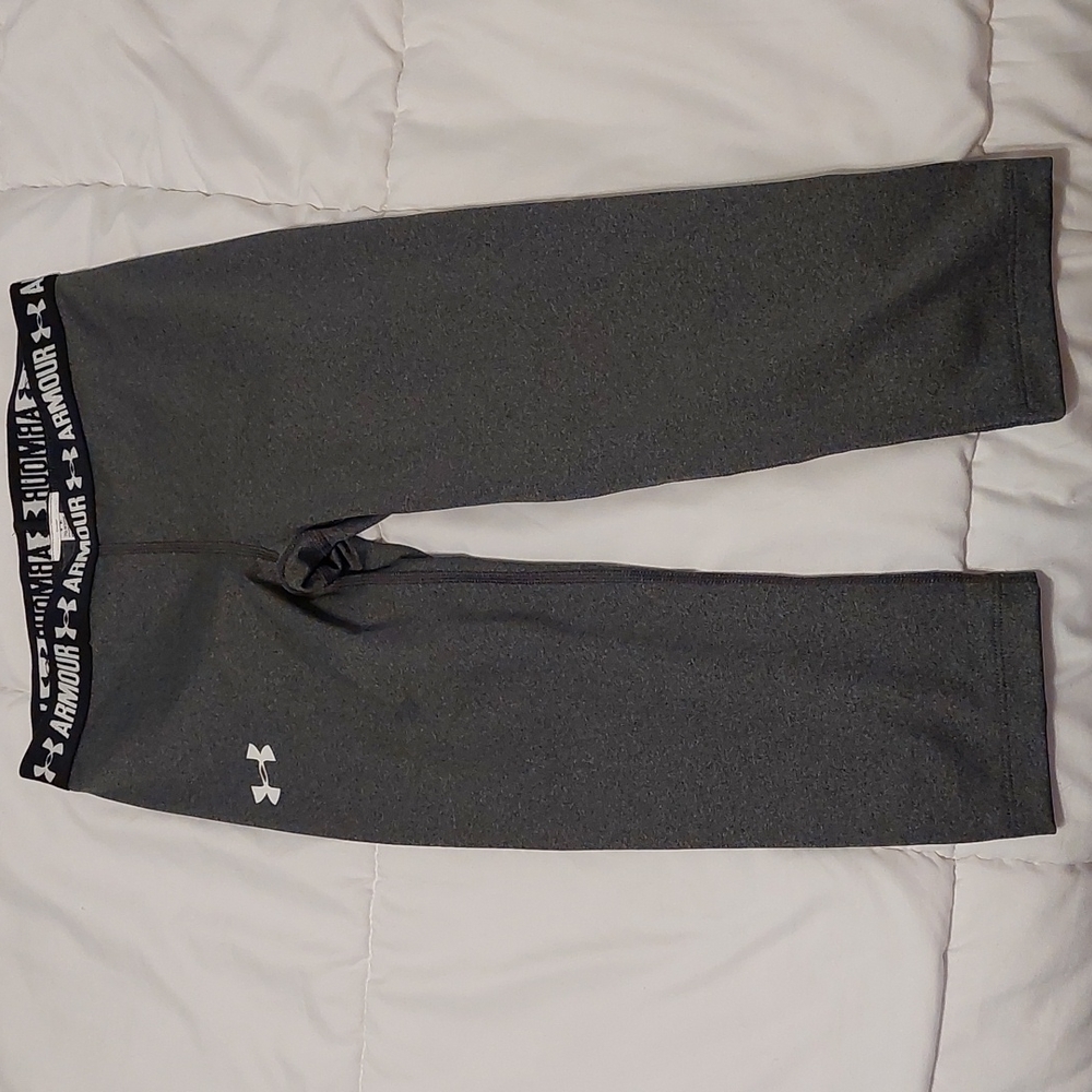Under Armour Heat Gear Fitted Capri Length